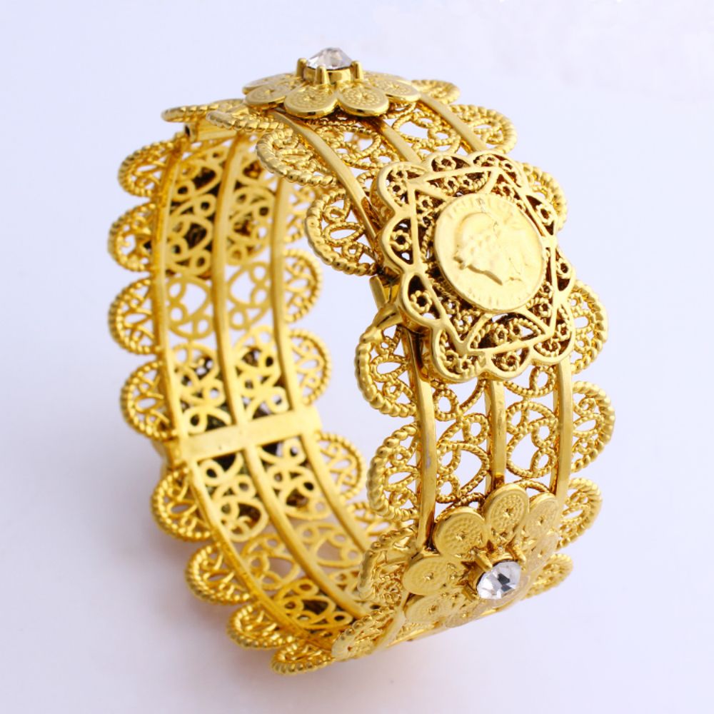 Ethnic Fashion In Dubai - Grand bracelet de luxe pour femmes,